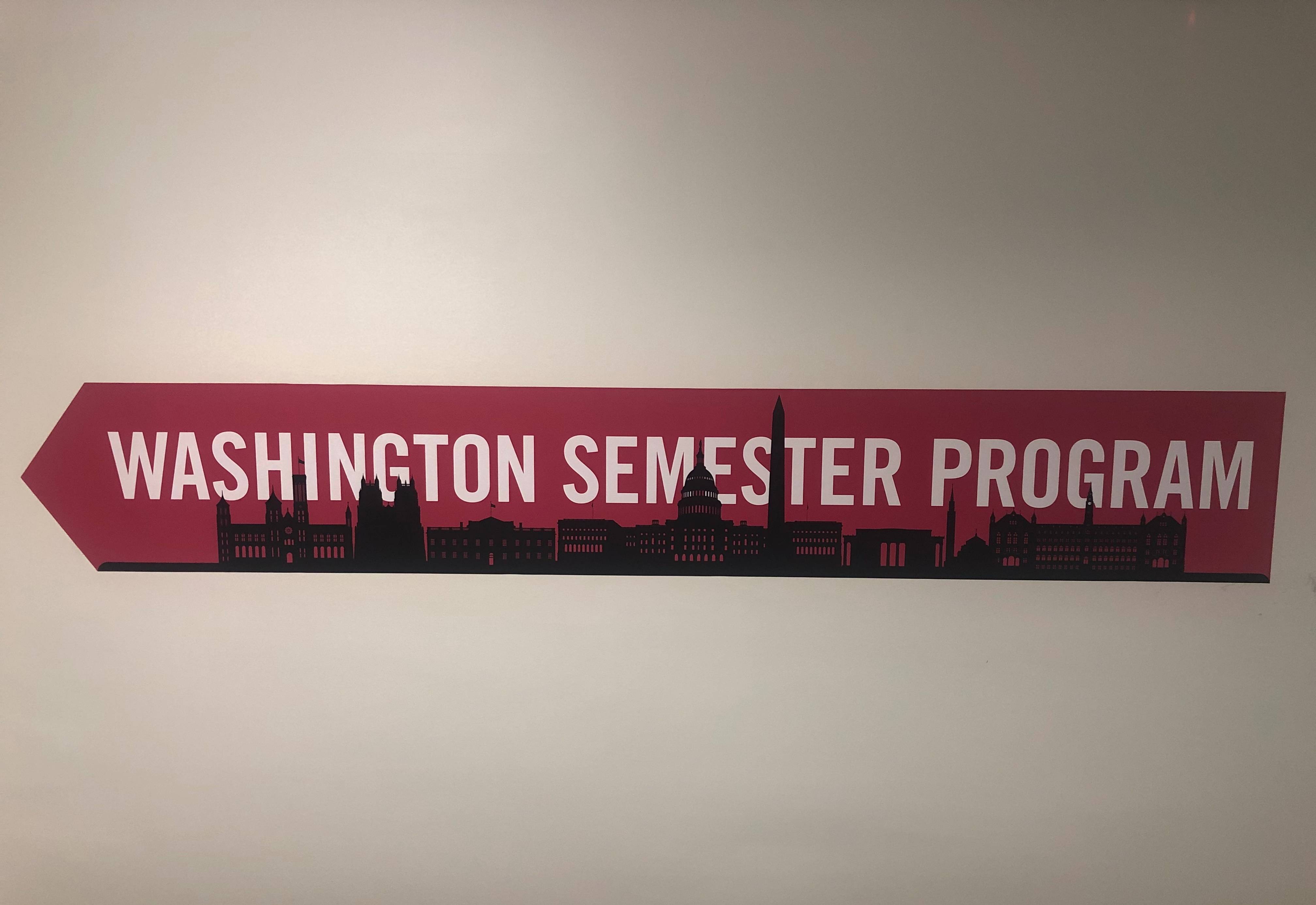 Arrow pointing to the Washington Semester Program HQ